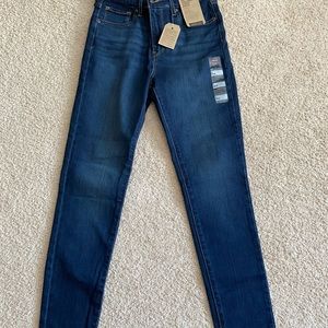 Levi’s 721 high rise skinny ankle jean